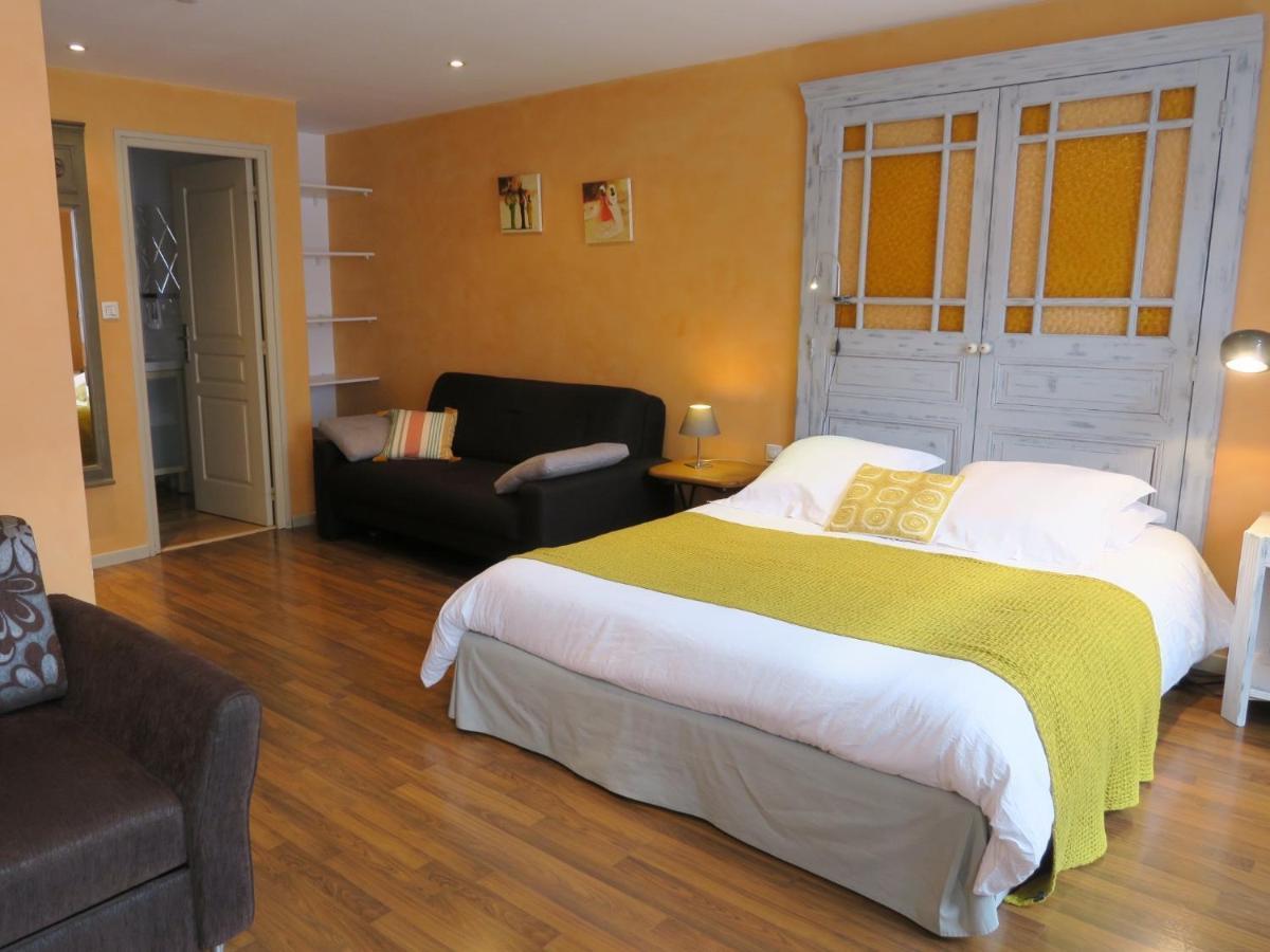 Chambres Du Petit Bois Charleville-Mézières Εξωτερικό φωτογραφία